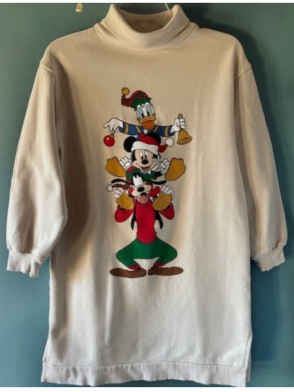 Disney Zara Youth 13/14 Mickey Mouse Goofy Donald Christmas Sweatshirt Cream